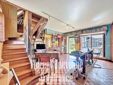 Maison + gîte à vendre à Valambray