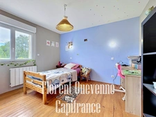 Maison en pierre + dépendances + terrain de 3120m² 