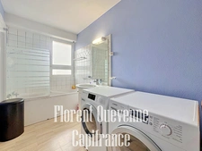 Appartement au dernier étage – garage - Cadre verdoyant, calme et proche des commodités