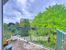 DERNIER ÉTAGE – 3 CHAMBRES – 47 m² DE PIÈCE DE VIE – BALCON AVEC VUE SUR PARC – GARAGE