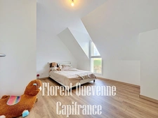 Pavillon récent – 2024 – 4 chambres – Terrain clos de 457 m² – Vue dégagée