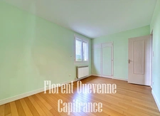 Maison familiale de 5 chambres avec sous-sol complet et jardin clos – Saint-Germain-la-Blanche-Herbe