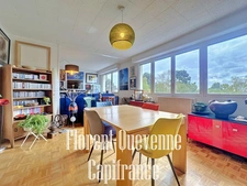 Appartement au dernier étage – garage - Cadre verdoyant, calme et proche des commodités