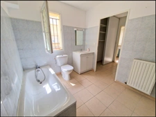 Appartement avec jardin de 70 m² + garage – comme une petite maison à Nîmes. Accès PMR. NIMES (30)