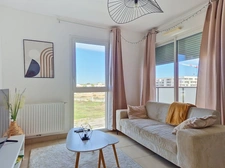 Dpt Hérault (34), à vendre MAUGUIO appartement T2   