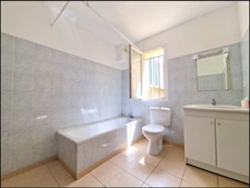 Appartement avec jardin de 70 m² + garage – comme une petite maison à Nîmes. Accès PMR. NIMES (30)