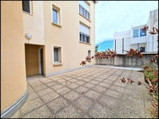 Appartement avec jardin de 70 m² + garage – comme une petite maison à Nîmes. Accès PMR. NIMES (30)