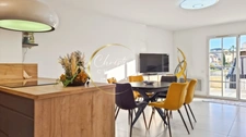 Marina - 3 bedrooms - 3 bathrooms and toilets + boat dock + garage