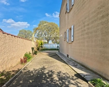 Maison familiale 136 m² avec jardin – 4 chambres – Grand garage. Au calme