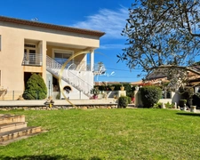Opportunité Viager sans rente – Appartement 122 m² avec terrain et piscine à Saint-Brès
