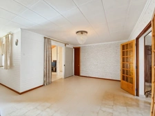 Maison familiale 136 m² avec jardin – 4 chambres – Grand garage. Au calme
