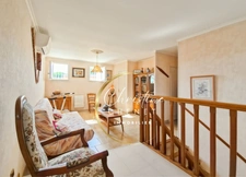 Maison familiale 136 m² avec jardin – 4 chambres – Grand garage. Au calme