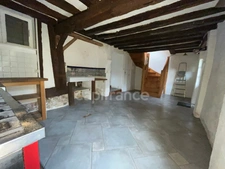 Maison 4 pièces - bail de location en cours - CHAMPIGNELLES (89) 