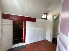 Maison de ville de caractère au coeur de CHÂTEAU RENARD (45) - 4 pièces - idéal primo accédant ou investisseur ou activité professionnelle