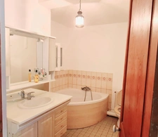 Maison 4 pièces - bail de location en cours - CHAMPIGNELLES (89) 