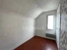 Maison de ville de caractère au coeur de CHÂTEAU RENARD (45) - 4 pièces - idéal primo accédant ou investisseur ou activité professionnelle