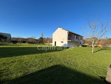 Maison 4 pièces - sous sol total - terrain de 2146m2 - dépendances - SAINT FARGEAU (89)