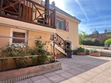  VILLAGE HOUSE - ENERGY RATING: C - 4 BEDROOMS - INDOOR POOL - NO WORK REQUIRED