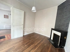 Maison de ville de caractère au coeur de CHÂTEAU RENARD (45) - 4 pièces - idéal primo accédant ou investisseur ou activité professionnelle