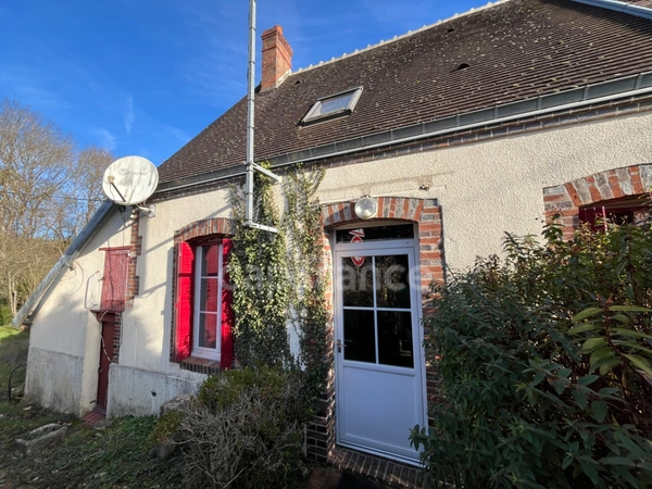 Maison 4 pièces - bail de location en cours - CHAMPIGNELLES (89) 