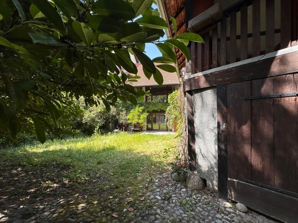 💎 RARE & HISTORIQUE : Domaine d'Exception de 1824 – au cœur de Saint-Julien et aux portes de Genève ; avec local professionnel ou commercial