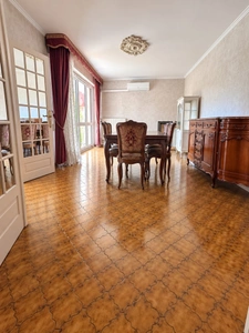 Appartement à vendre 5 pièces  (73)