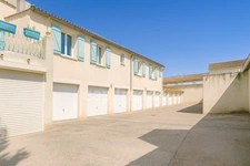 4-room apartment + 10 garages + 4 parking spaces – 89 m² – Heart of Saint-Gilles – Investment + residential