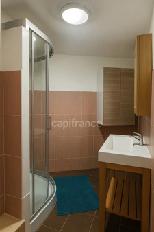 House 116 m² – 4 bedrooms – New roof – Great potential!