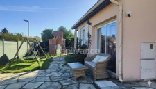 Maison avec piscine et potentiel 4 chambres – Aubord (30620)