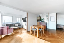 PARIS (75012) – T4 – 90M2 – TRÈS CALME – TRÈS LUMINEUX – TRAVERSANT – VUE DÉGAGÉE SUR LES TOITS DE PARIS – BALCON (9,5m2) - PARKING 
