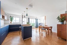 PARIS (75012) – T4 – 90M2 – TRÈS CALME – TRÈS LUMINEUX – TRAVERSANT – VUE DÉGAGÉE SUR LES TOITS DE PARIS – BALCON (9,5m2) - PARKING 
