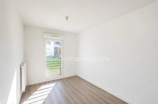 THORIGNY SUR MARNE (77400) - APPARTEMENT 3 PIECES 70M2 - 2 CHAMBRES - LUMINEUX - TERRASSE - RESIDENCE RECENTE - CAVE - PARKING EN SOUS-SOL 
