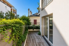 THORIGNY SUR MARNE (77400) - APPARTEMENT 3 PIECES 70M2 - 2 CHAMBRES - LUMINEUX - TERRASSE - RESIDENCE RECENTE - CAVE - PARKING EN SOUS-SOL 