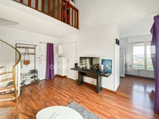 IGNY (91) - Appartement duplex 4 pièces - 70 m² Carrez (134 m² au sol) - Terrasse - Idéalement situé Centre de Bourg - Cave - Possibilité parking en sous-sol