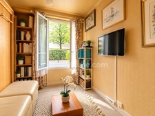 PARIS 15e – SAINT-LAMBERT - 2 PIÈCES DE 28 M² EN REZ-DE-CHAUSSÉE - CAVE - POSSIBILITE PARKING A LOUER OU ACHAT