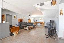 Montady – Family home of 184 m² with swimming pool and veranda