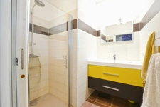 CAPESTANG – A PROPERTY WITH CHARACTER, INDEPENDENT ACCOMMODATION, COMMERCIAL SPACES AND DEVELOPMENT POTENTIAL
