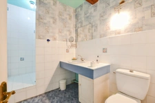 Maison de caractère 186 m² – 5 chambres dont 4 suites parentales – Terrasse – Causses-et-Veyran