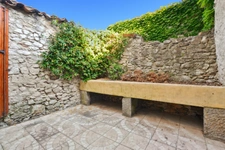 Saint-Chinian – Maison de village de 95 m², 4 chambres et cour sans vis-à-vis