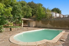 Ferrières-Poussarou – Two accommodations, a swimming pool and an impressive view of nature