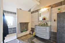 Montady – Family home of 184 m² with swimming pool and veranda