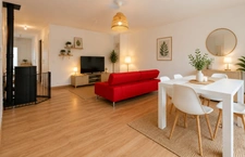 5-room house – 93 m² – Single-story – Quiet neighborhood – 350 m² garden – Parking