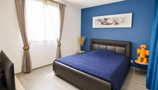 Maison R+1, 3 chambres, garage et jardin piscinable – Béziers 