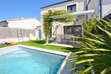 Maison familiale 4 pièces avec piscine, garage et jardin – secteur calme et recherché - ESPONDEILHAN (34)