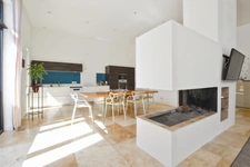 CAPESTANG – A PROPERTY WITH CHARACTER, INDEPENDENT ACCOMMODATION, COMMERCIAL SPACES AND DEVELOPMENT POTENTIAL