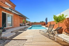Montady – Family home of 184 m² with swimming pool and veranda