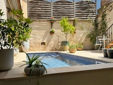 Maison de caractère avec piscine et garage – Causses-et-Veyran