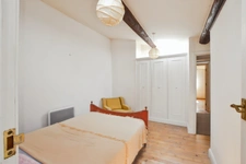 Maison de caractère 186 m² – 5 chambres dont 4 suites parentales – Terrasse – Causses-et-Veyran