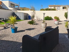 Maison R+1, 3 chambres, garage et jardin piscinable – Béziers 
