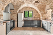 Ferrières-Poussarou – Two accommodations, a swimming pool and an impressive view of nature